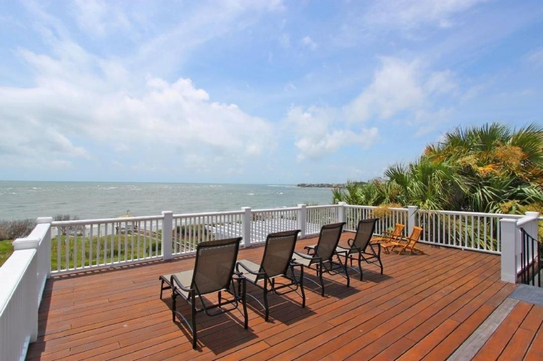 114 Ocean Boulevard By Avantstay Beachfront Putting Green Volleyball Court Infinity Pool Sullivans Island Extérieur photo